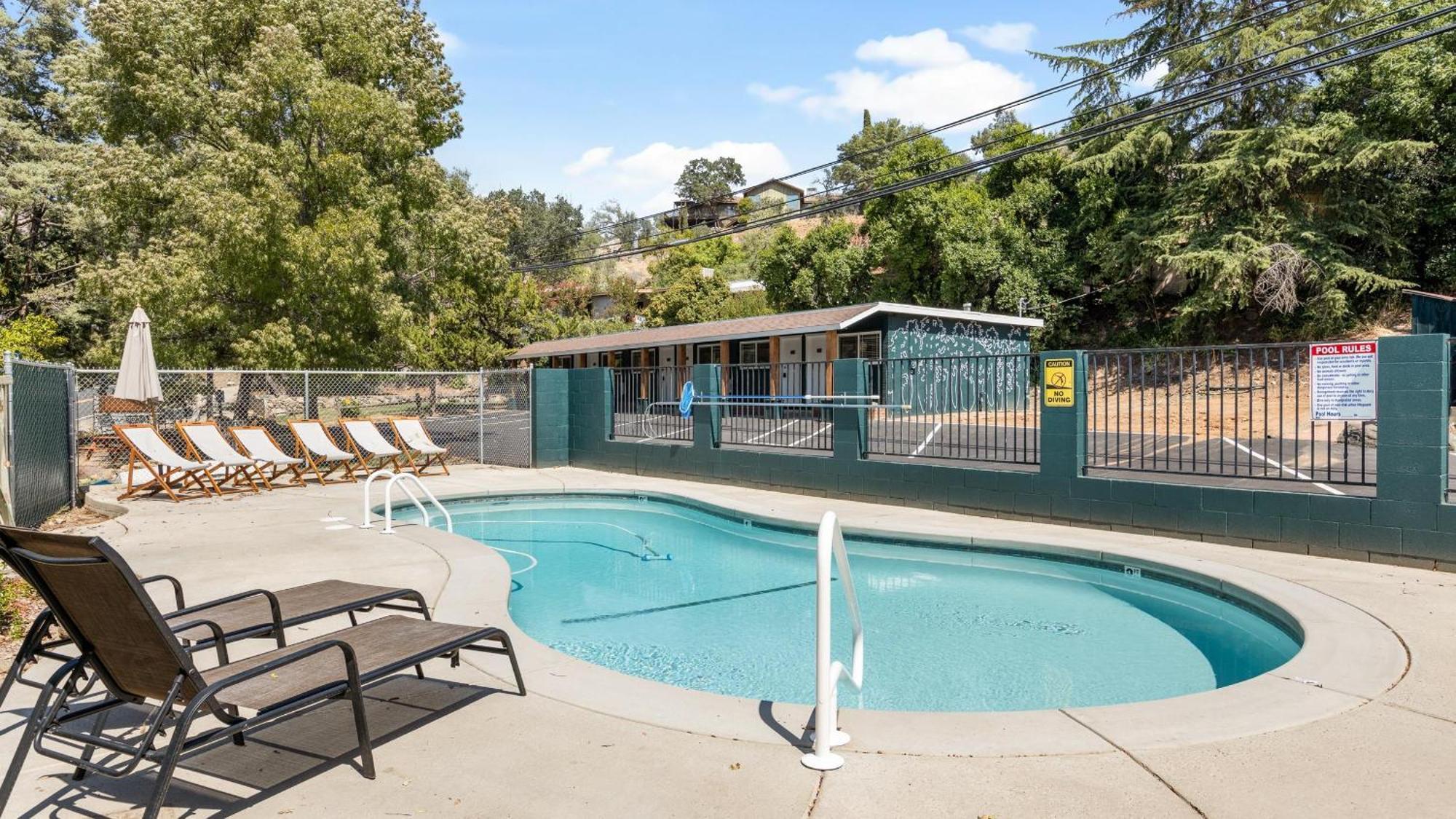 The Heather Sequoia Motel Rm 4 Three Rivers Eksteriør bilde